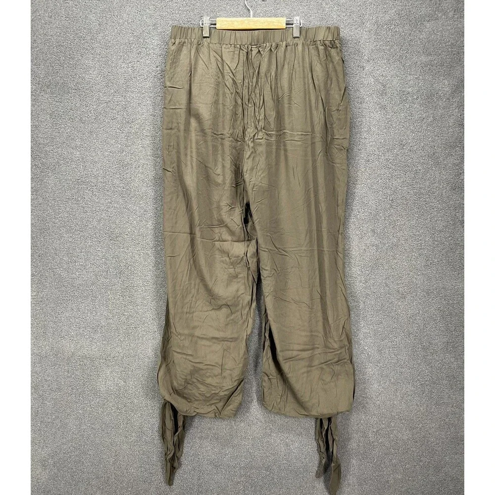 BLOOMCHIC Pants plus 2X 18 20 Green knotted split hem solid‎ pockets pull on